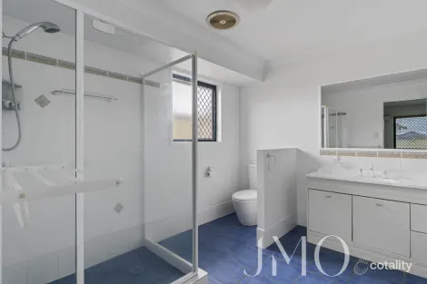 Property photo of 2 Conebush Circuit Ormeau QLD 4208