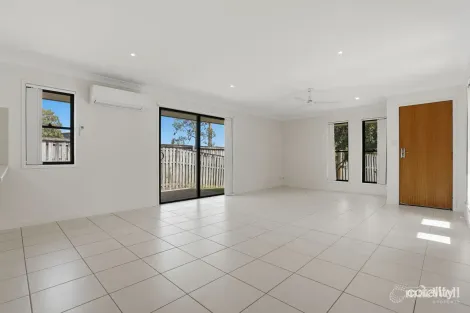 Property photo of 1/11 Ravensthorpe Street Ormeau QLD 4208