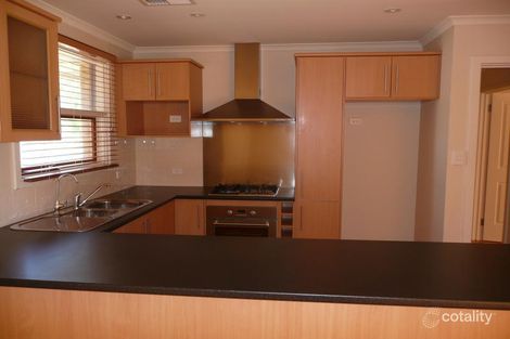 11 Warilda Ave, Valley View, SA 5093