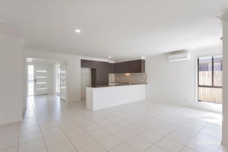 Property photo of 29 Denham Circuit Willow Vale QLD 4209