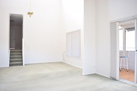 Property photo of 1/22 Roscrea Crescent Mount Hutton NSW 2290