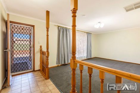 Property photo of 4 Sunshine Place Blakeview SA 5114