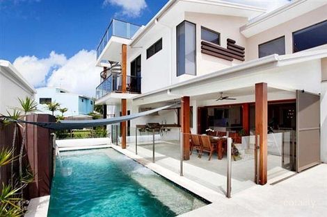 Property photo of 17 Waterline Close Mount Coolum QLD 4573