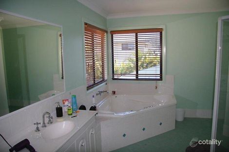 Property photo of 17 Riverside Terrace Windaroo QLD 4207