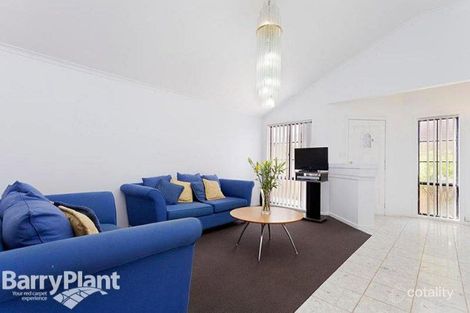 2/29 Newham Way, Altona Meadows, VIC 3028