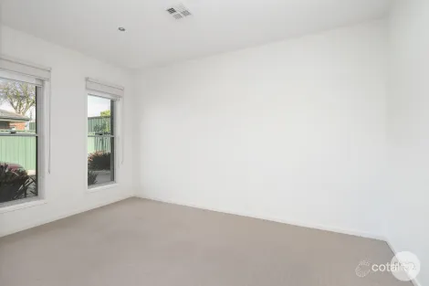 Property photo of 2/1416A Gregory Street Lake Wendouree VIC 3350