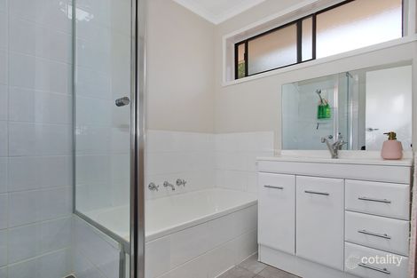 Property photo of 39 Melrose Drive West Wodonga VIC 3690