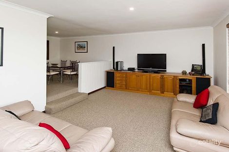 Property photo of 7 Gardinia Place Mullaloo WA 6027