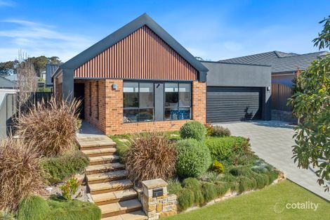 4 Pine St, Glenning Valley, NSW 2261