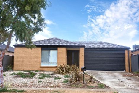8 Tiverton Pkwy, Derrimut, VIC 3026