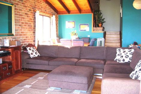 Property photo of 2 Circulo Drive Copacabana NSW 2251
