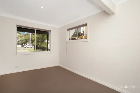 Property photo of 100 Nareen Parade North Narrabeen NSW 2101