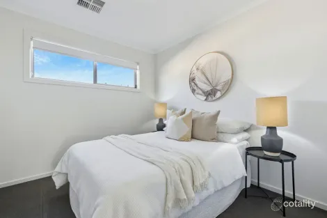 Property photo of 10 Criollo Lane Mount Barker SA 5251