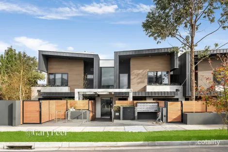 Property photo of 2/3 Claire Street McKinnon VIC 3204