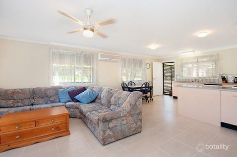 Property photo of 1 Churchill Crescent Windermere Park NSW 2264