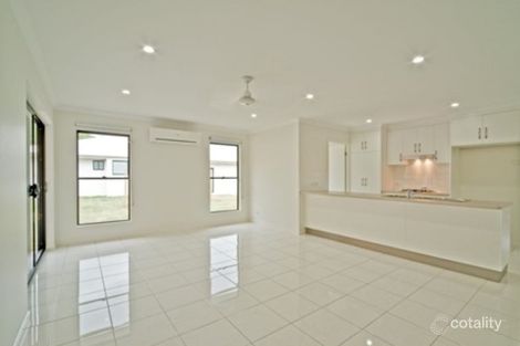 Property photo of 20 Companion Way Cannonvale QLD 4802