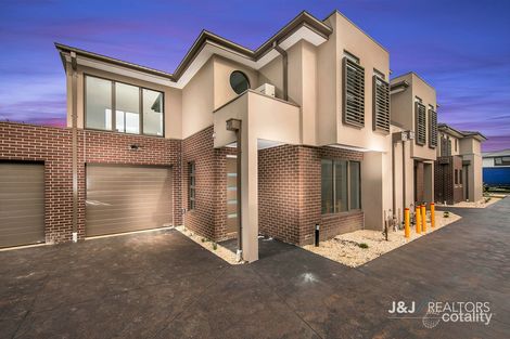 4/13 Bruce St, Dandenong, VIC 3175