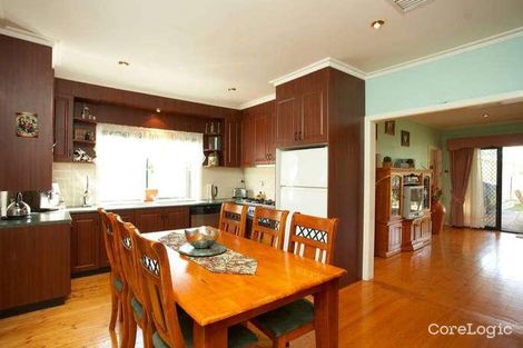 Property photo of 22 Scott Grove Kingsbury VIC 3083
