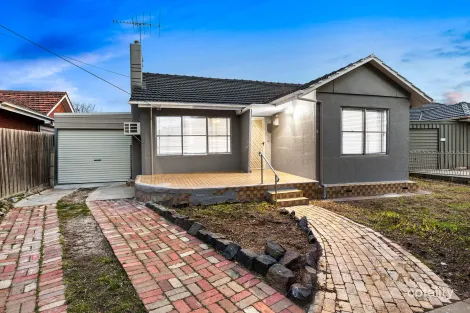 8 Holland Ct, Maidstone, VIC 3012