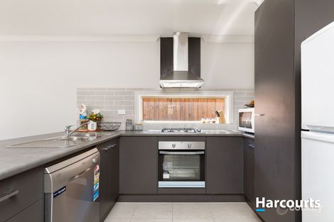 Property photo of 32 Copper Beech Road Beaconsfield VIC 3807