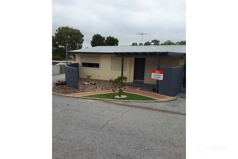 Property photo of 1 Sturtridge Road Lockridge WA 6054