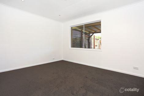 Property photo of 16 Theodore Place Molendinar QLD 4214