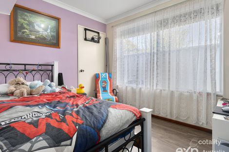 Property photo of 28 Cumberland Way Waikiki WA 6169