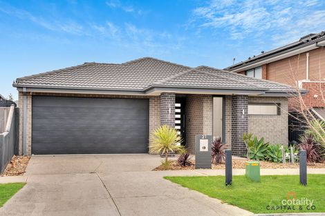 Property photo of 21 Latchford Drive Mickleham VIC 3064