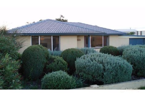 11 O'Byrne Ave, Robe, SA 5276