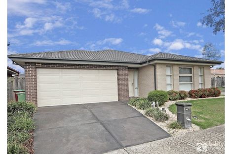 Property photo of 9 Hogan Street Cranbourne East VIC 3977