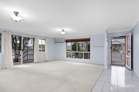 Property photo of 3 Daffodil Place Runcorn QLD 4113