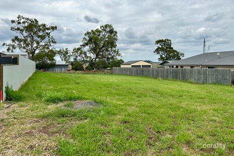 11 Leyden Dr, Oakey, QLD 4401