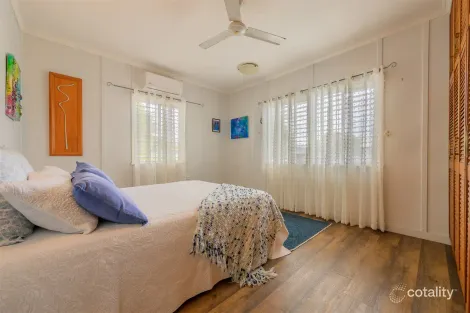 Property photo of 7 Agnes South Gladstone QLD 4680
