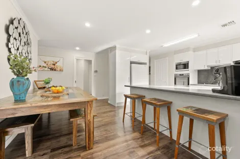 Property photo of 11 Bimberi Crescent Palmerston ACT 2913