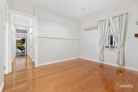 Property photo of 19 Laurel Street Highgate Hill QLD 4101