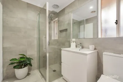 Property photo of 14 Pinus Place Meadow Heights VIC 3048