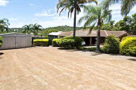 Property photo of 54 Amethyst Crescent Mount Richon WA 6112