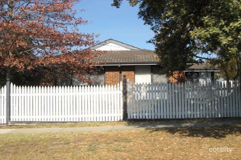 17 Burke Rd, Sunbury, VIC 3429