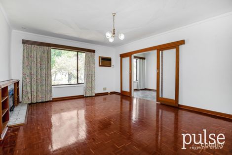 Property photo of 44 Tuscan Street Rossmoyne WA 6148