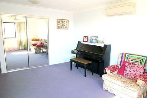 Property photo of 12 Poinciana Place Gracemere QLD 4702