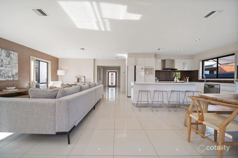 Property photo of 25 Oodgeroo Avenue Franklin ACT 2913