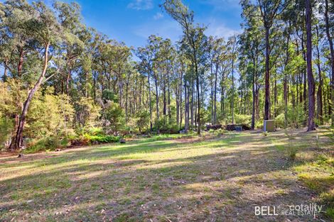 25 Lyrebird Ave, East Warburton, VIC 3799