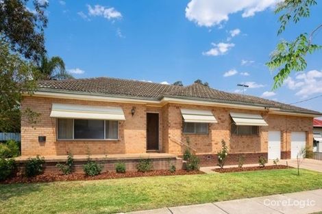 Property photo of 22 Mathoura Avenue Mount Austin NSW 2650