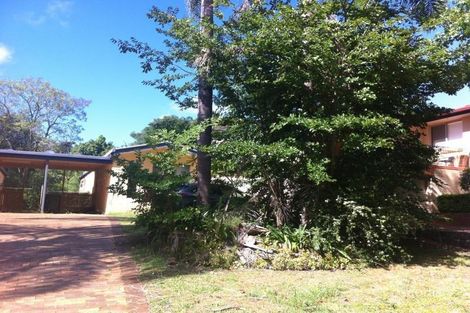 Property photo of 2/6 Ferguson Street Mount Lofty QLD 4350