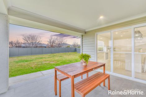 Property photo of 25 Shiraz Road North Tamworth NSW 2340