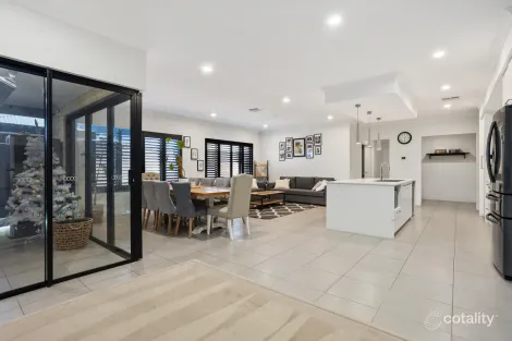 7 Hanbury Loop, Success, WA 6164