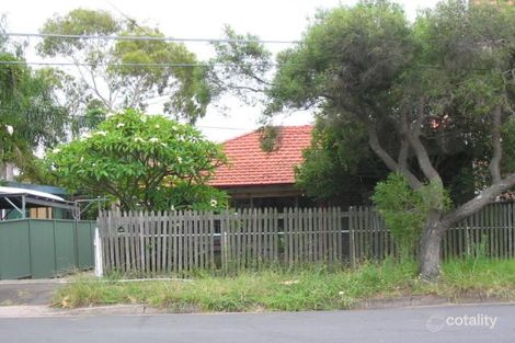 3 Undercliffe Rd, Earlwood, NSW 2206