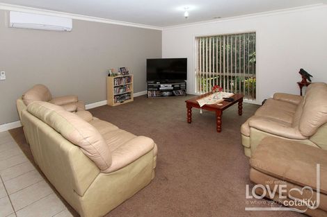 Property photo of 10 Wonga Mews South Morang VIC 3752