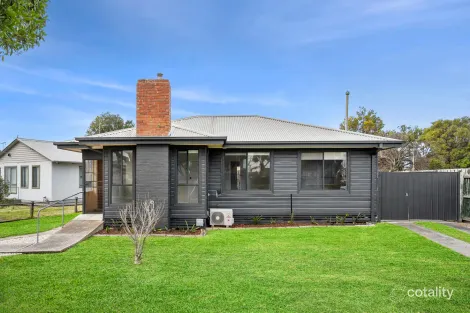 31 Swallow Cres, Norlane, VIC 3214