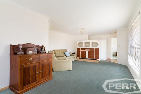 Property photo of 19 Rousham Crescent Erskine WA 6210